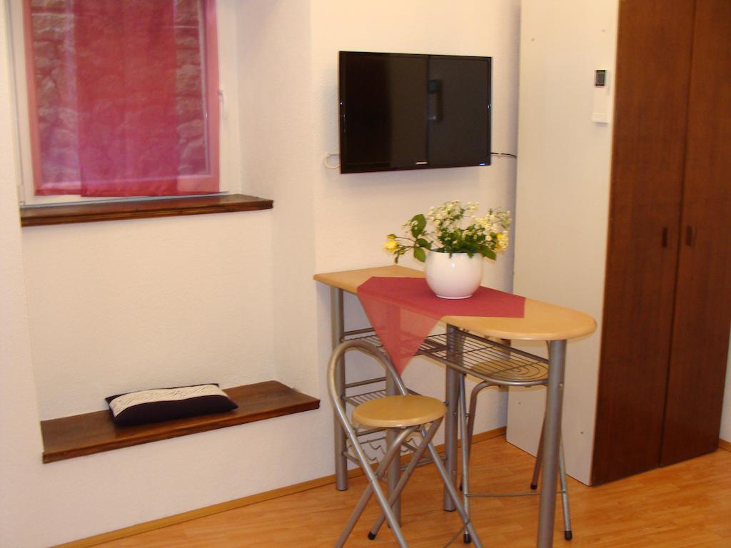 Guesthouse Boris Labin  Oda fotoğraf