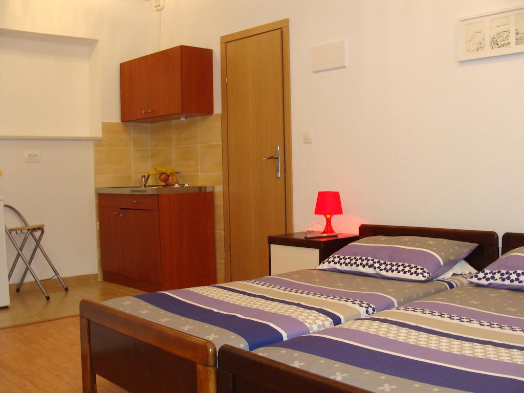 Guesthouse Boris Labin  Oda fotoğraf